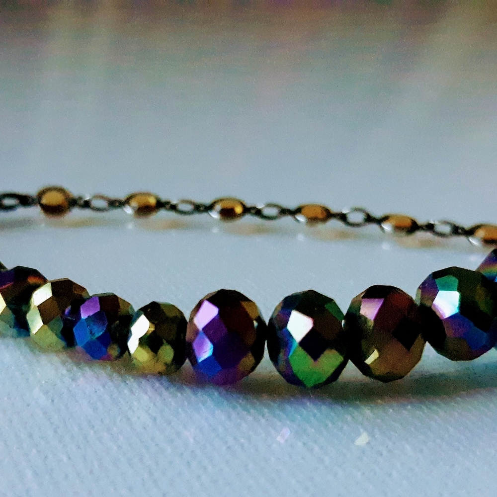 Glass bead bracelet